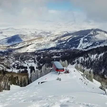 Moose Lodge Retreat In Park City! Walk To The Slopes! Condo